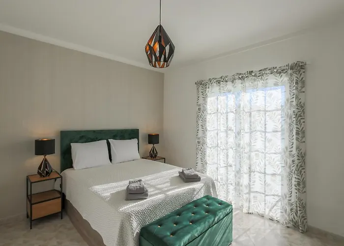 Luxury Walking Distance Gale *