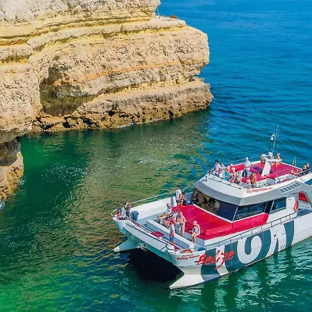 Luxury Walking Distance Gale Villa