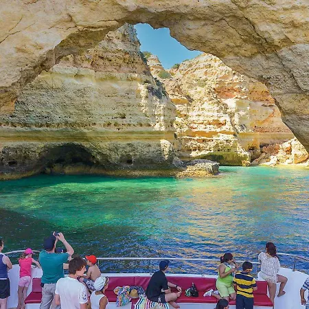 Luxury Walking Distance Gale Villa