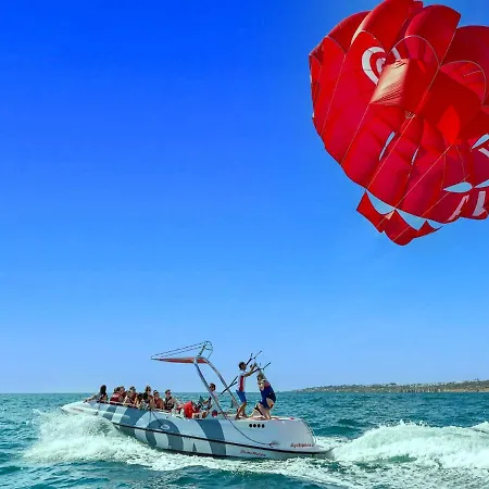 Luxury Walking Distance Gale Villa